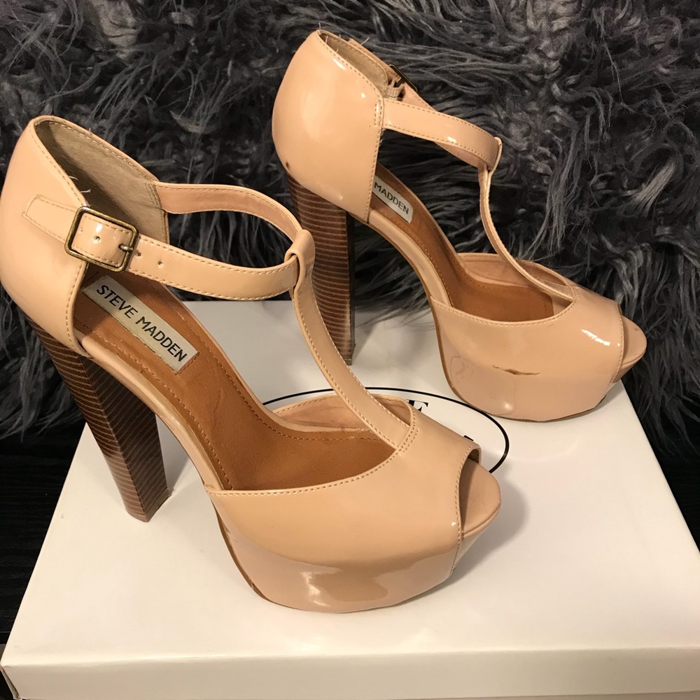 Steve Madden Tan Heel